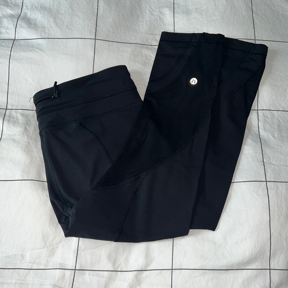 Lululemon run inspire crop II